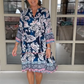 Casual vrouwenjurk met bloemenprint en V-hals
